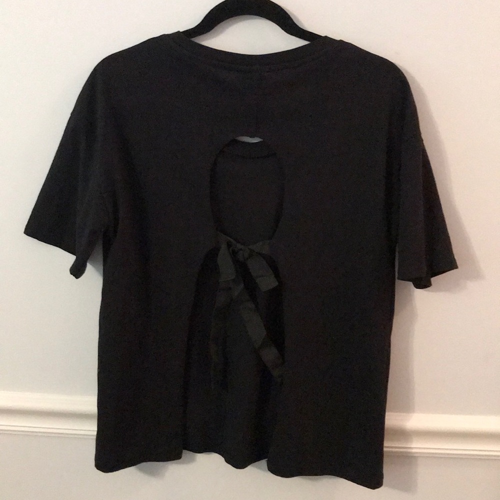 Topshop open back tee NWOT
